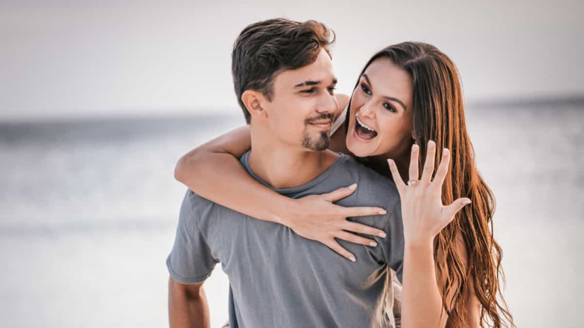 parejas jovenes, los celos en parejas jovenes, que vuestra relación no decaiga, como hacer que funcione la relacion, relacion entre jovenes como conseguir que funcione